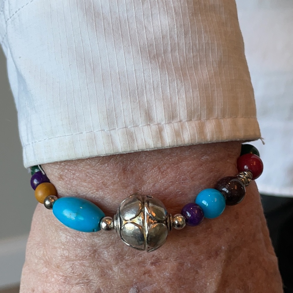 Vintage Beaded and Silver Tone Bracelet